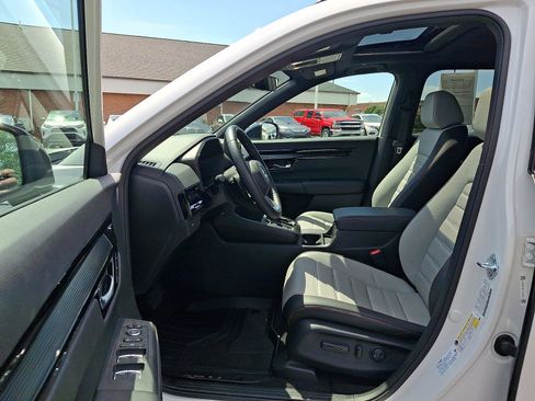 Certified 2026 Honda CR-V Sport Touring image 14