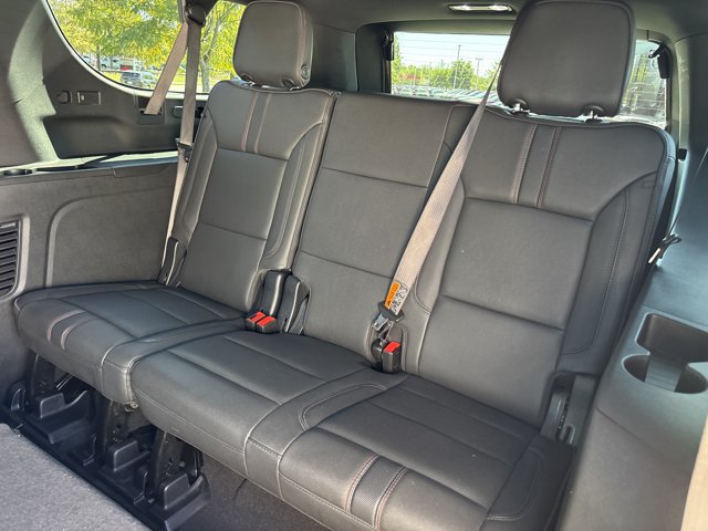 Used 2025 Chevrolet Suburban RST w/ Comfort Package AWD/4WD image 19