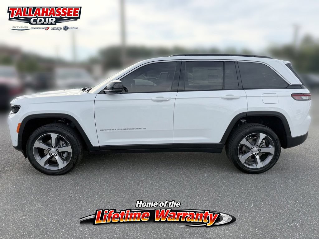 New 2026 Jeep Grand Cherokee Limited RWD image 9