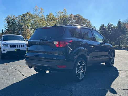 Used 2019 Ford Escape SEL image 10