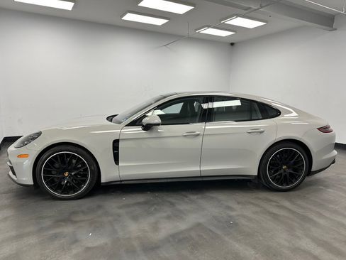 Used 2018 Porsche Panamera 4S image 4