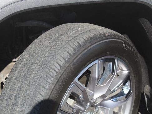 Used 2023 GMC Sierra 1500 Denali w/ Denali Reserve Package image 13