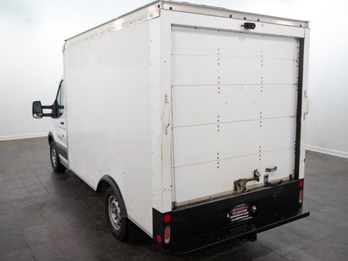 Used 2017 Ford Transit 250 138 RWD image 8