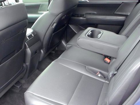 Used 2025 Hyundai Santa Fe SEL AWD/4WD image 6