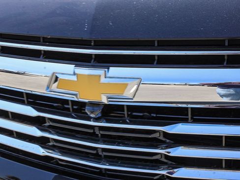 Used 2025 Chevrolet Tahoe LT AWD/4WD image 6