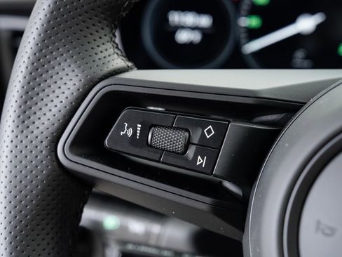 Used 2024 Porsche 911 GT3 RS image 13