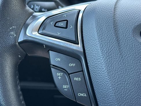 Used 2024 Ford Edge Titanium image 35