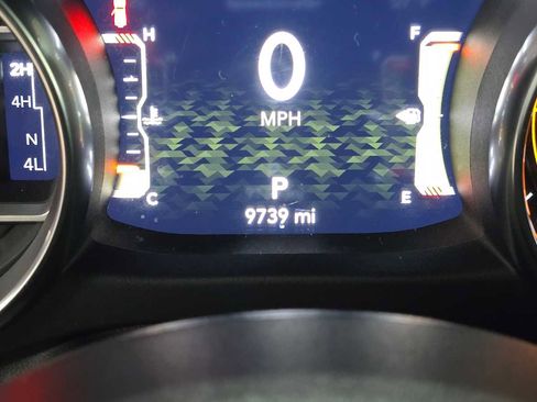 Used 2023 Jeep Wrangler Unlimited Sahara image 27