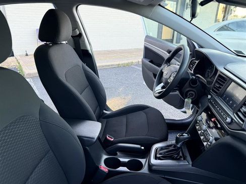 Used 2020 Hyundai Elantra SEL w/ Cargo Package (C1) FWD image 13