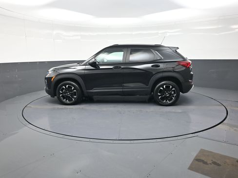 Used 2023 Chevrolet TrailBlazer LT w/ Convenience Package image 6