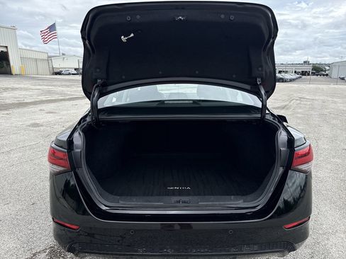 Used 2025 Nissan Sentra SV FWD image 20