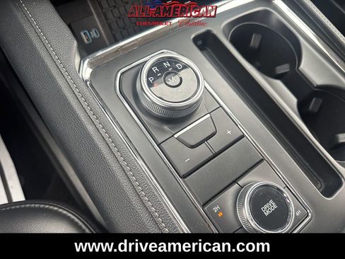 Used 2024 Ford Expedition XLT image 16