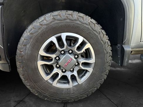 Used 2024 GMC Sierra 2500 SLE image 14