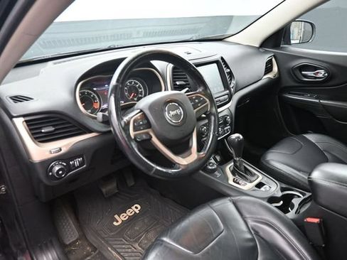 Used 2014 Jeep Cherokee Limited AWD/4WD image 12