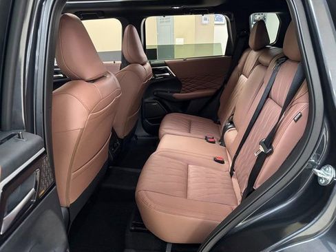 New 2026 Mitsubishi Outlander SEL image 24