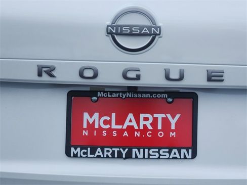New 2026 Nissan Rogue SV w/ Cold Weather Package image 5
