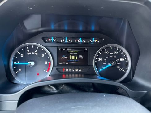 Used 2017 Ford F250 XLT image 9