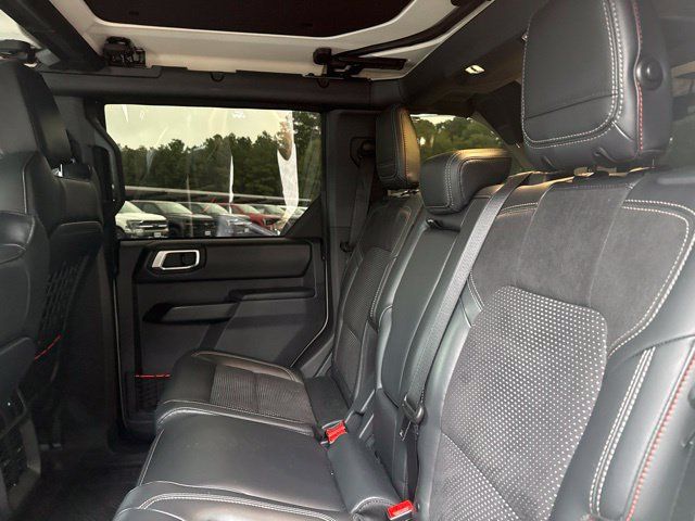 Used 2025 Ford Bronco Raptor AWD/4WD image 10