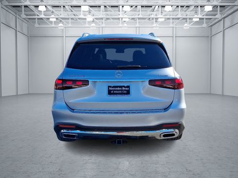 Certified 2025 Mercedes-Benz GLS 450 4MATIC image 5