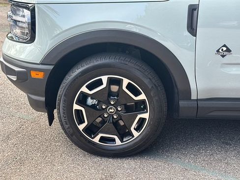 Certified 2024 Ford Bronco Sport Outer Banks w/ Tech Package AWD/4WD image 12