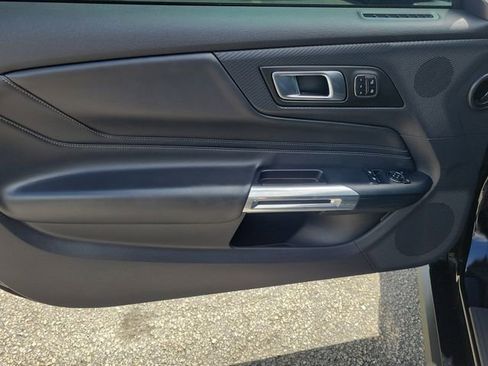 Used 2024 Ford Mustang GT Premium image 7