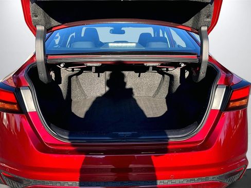 Used 2020 Nissan Altima 2.0 Platinum image 24