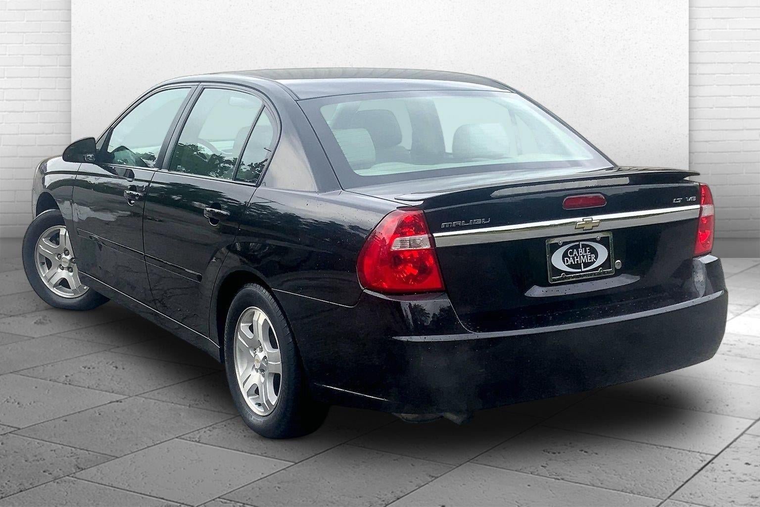 Used 2005 Chevrolet Malibu LT w/ Preferred Equipment Group FWD image 11