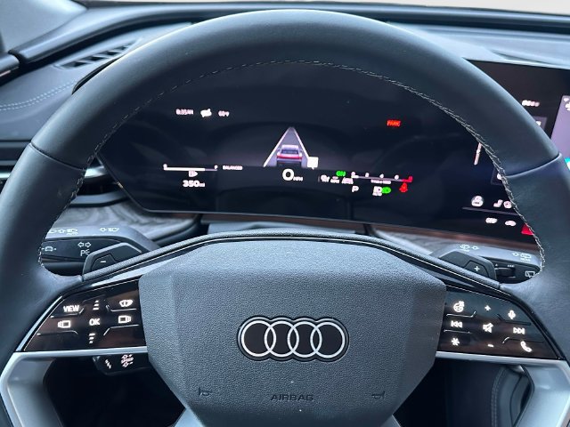 Used 2025 Audi Q5 Premium Plus AWD/4WD image 23