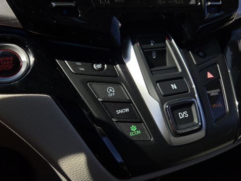 New 2026 Honda Odyssey Touring image 18