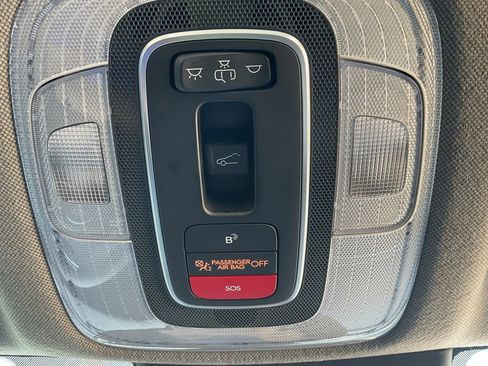 Used 2025 Hyundai Elantra SEL image 29