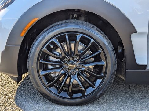 Used 2024 MINI Cooper Clubman S image 39