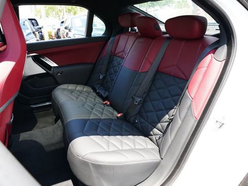 Used 2025 BMW 740i xDrive AWD/4WD image 16
