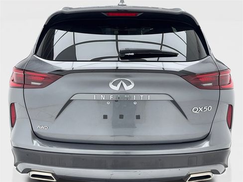 Used 2022 INFINITI QX50 Luxe w/ Appearance Package image 11