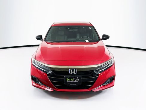 Used 2022 Honda Accord Sport image 2
