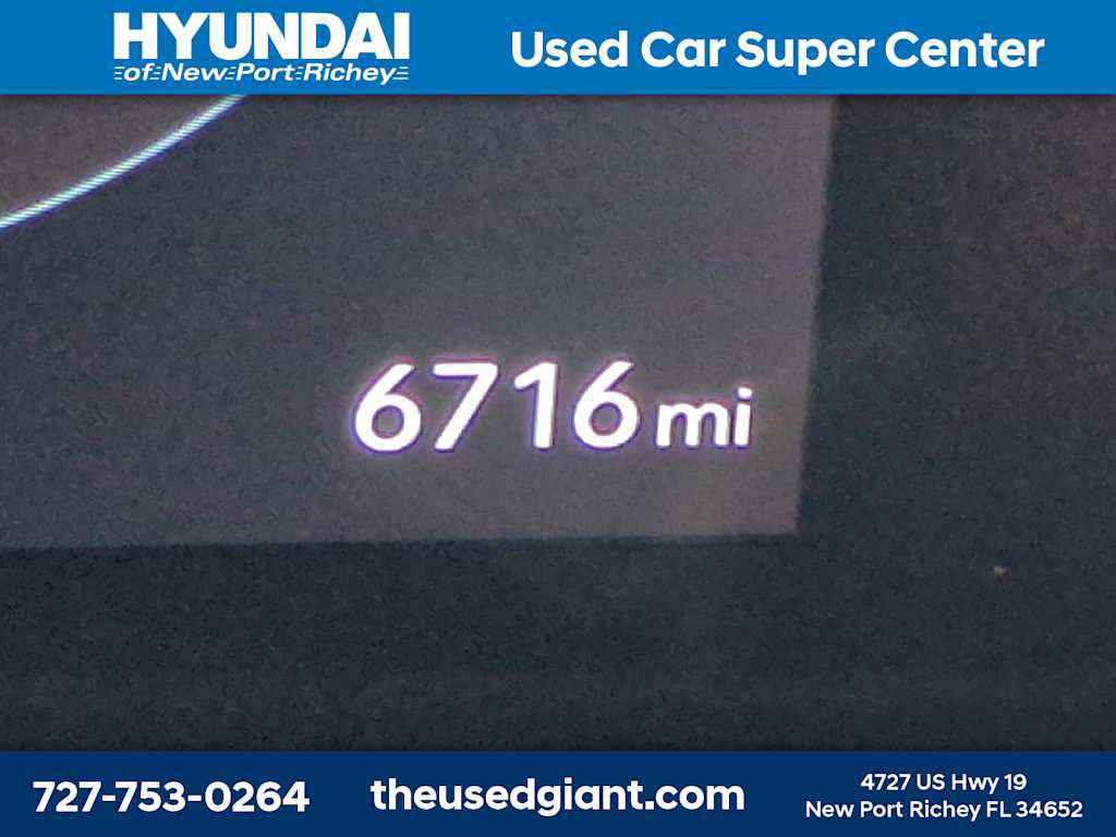 Used 2025 Hyundai Tucson Limited FWD image 33