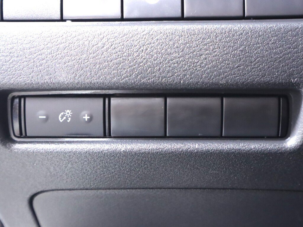 Used 2021 Nissan Rogue SV AWD/4WD image 10