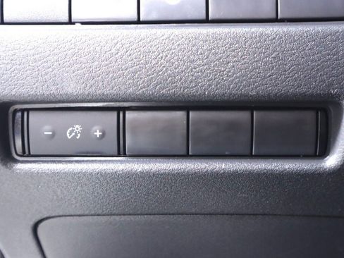 Used 2021 Nissan Rogue SV AWD/4WD image 10