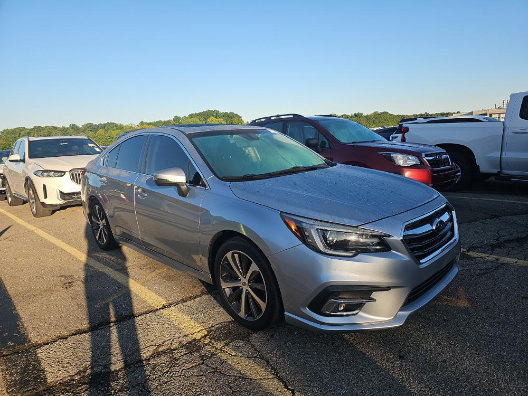 Used 2018 Subaru Legacy 3.6R Limited AWD/4WD image 1