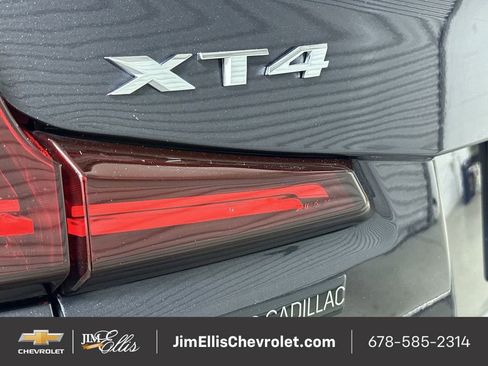 Certified 2023 Cadillac XT4 Luxury image 31