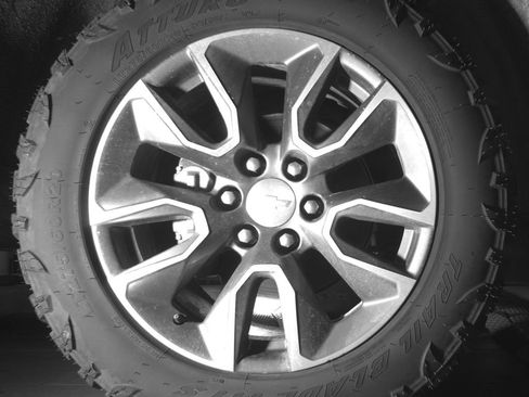 Used 2023 Chevrolet Silverado 1500 LT AWD/4WD image 13