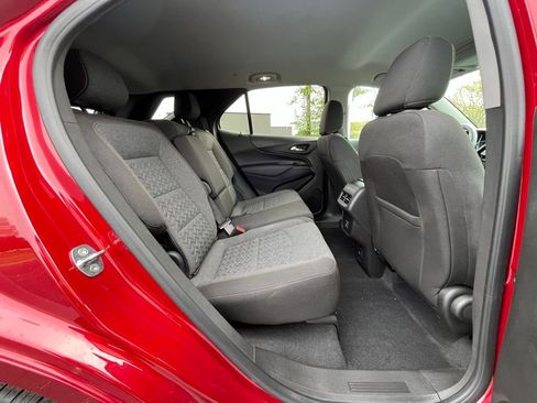 Used 2023 Chevrolet Equinox LT FWD image 20