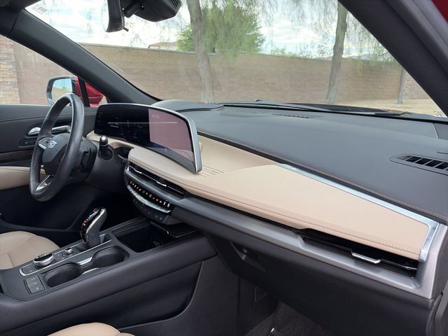 Certified 2024 Cadillac XT4 Premium Luxury w/ Technology Package FWD image 28