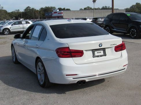 Used 2018 BMW 330e w/ Convenience Package image 5
