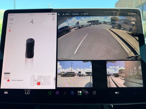 Used 2022 Tesla Model Y Long Range AWD/4WD image 15