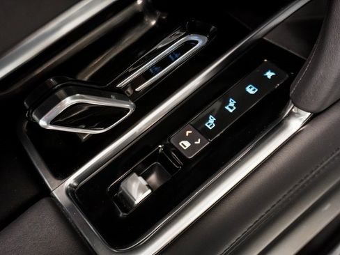 Used 2023 Land Rover Range Rover SE image 22