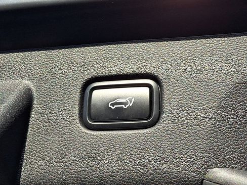 Used 2023 Kia Sportage X-Line w/ X-Line Premium Package AWD/4WD image 32