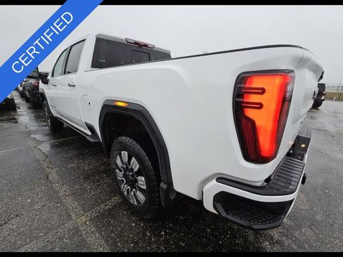 Used 2025 GMC Sierra 2500 Denali w/ Denali Reserve Package image 2
