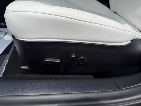 Used 2022 Tesla Model 3 Performance AWD/4WD image 16