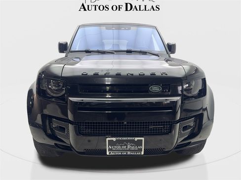 Used 2022 Land Rover Defender 110 X-Dynamic SE image 3