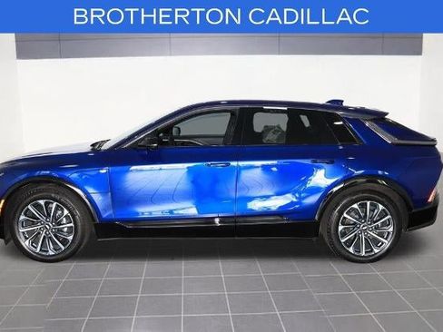 Certified 2024 Cadillac Lyriq Sport RWD image 2
